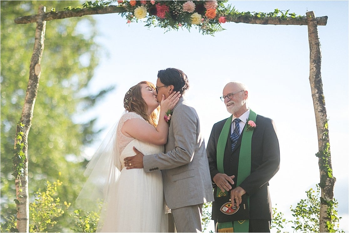 chilliwack_farm_wedding_rustic_vintage_chic_west_vancouver_wedding_photographer_clint_bargen_first_nations_wedding_0016